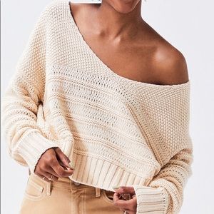pacsun cream sweater